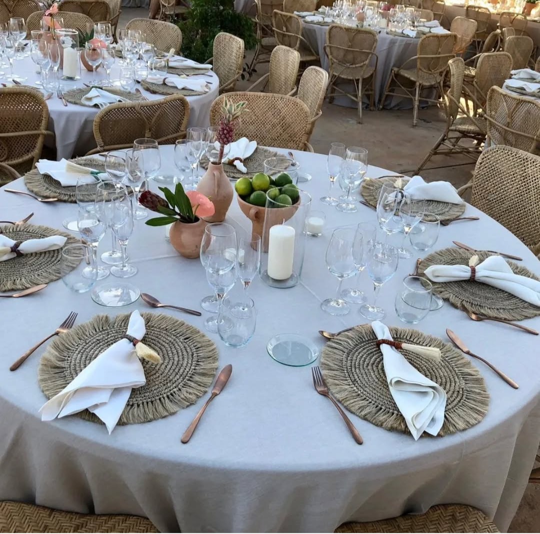 Como Montar una Mesa Redonda con Estilo: Guia paso a paso